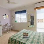 Stefanela Building - Happy * Sliema
