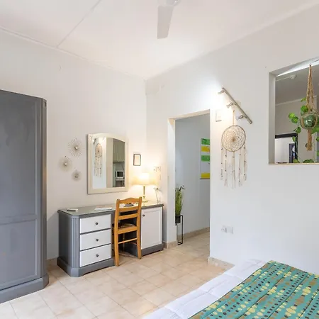 Apartment Stefanela Building - Happy