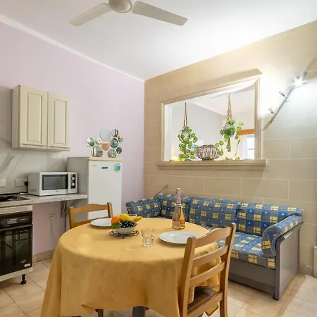 Stefanela Building - Happy Apartment *